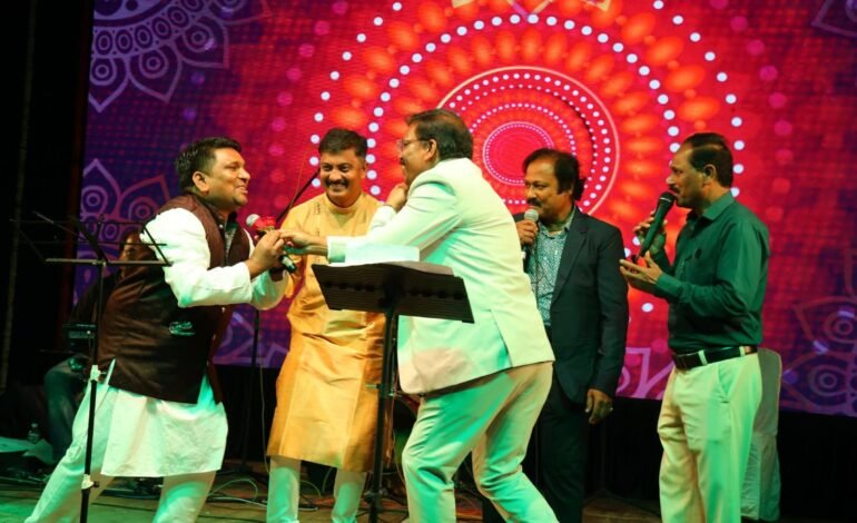 पिंपरी चिंचवड महापालिकेच्या ४३ व्या वर्धापन दिनानिमित्त रंगला सुरेल जल्लोष!