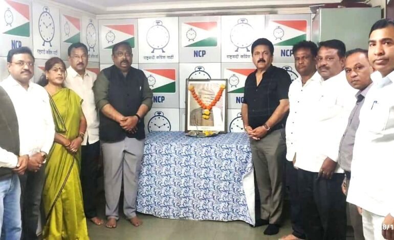 क्रांतीसुर्य महात्मा ज्योतिबा फुले यांच्या पुण्यतिथी दिनानिमित्त अभिवादन!