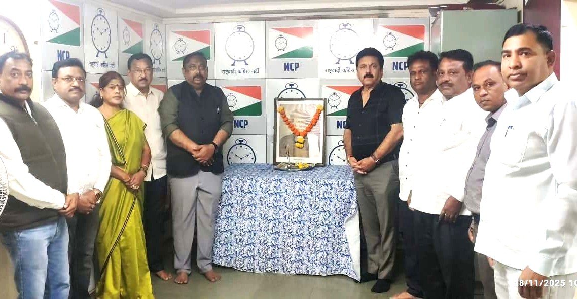 क्रांतीसुर्य महात्मा ज्योतिबा फुले यांच्या पुण्यतिथी दिनानिमित्त अभिवादन!