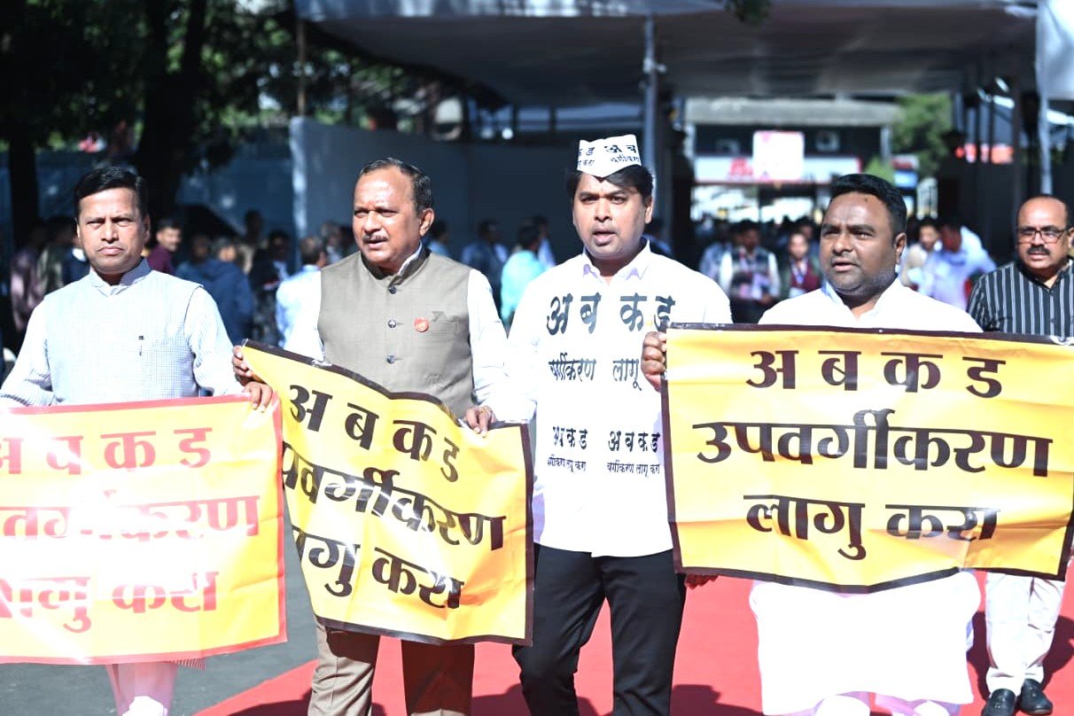 अबकड आरक्षणाची तात्काळ अंमलबजावणी करावी  : आ. अमित गोरखे