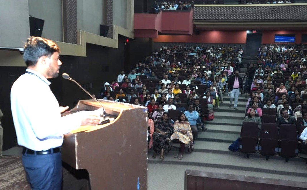 निवडणूक प्रक्रियेसाठी नियुक्त अधिकारी, कर्मचाऱ्यांचे पहिले प्रशिक्षण !