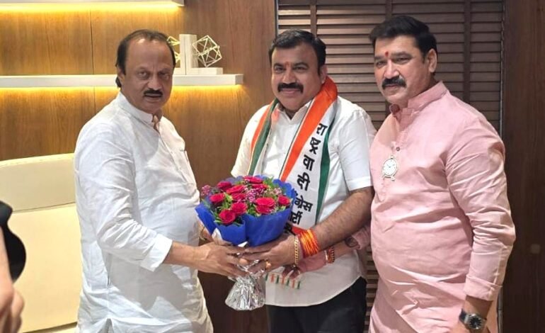 भाजपचे माजी नगरसेवक संदीप वाघेरे यांचा राष्ट्रवादी कॅांग्रेसमध्ये प्रवेश!