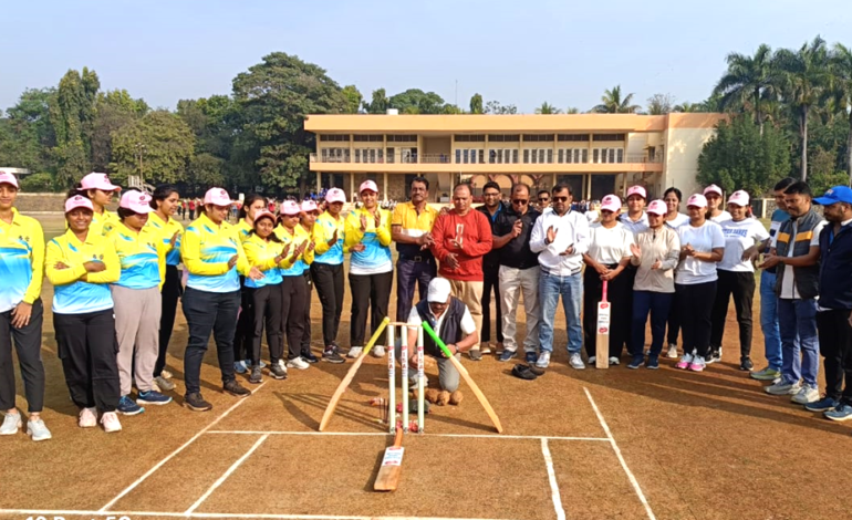 पहिली औद्योगिक महिला क्रिकेट स्पर्धा; बजाज ऑटो आकुर्डीच्या क्रीडांगणावर!