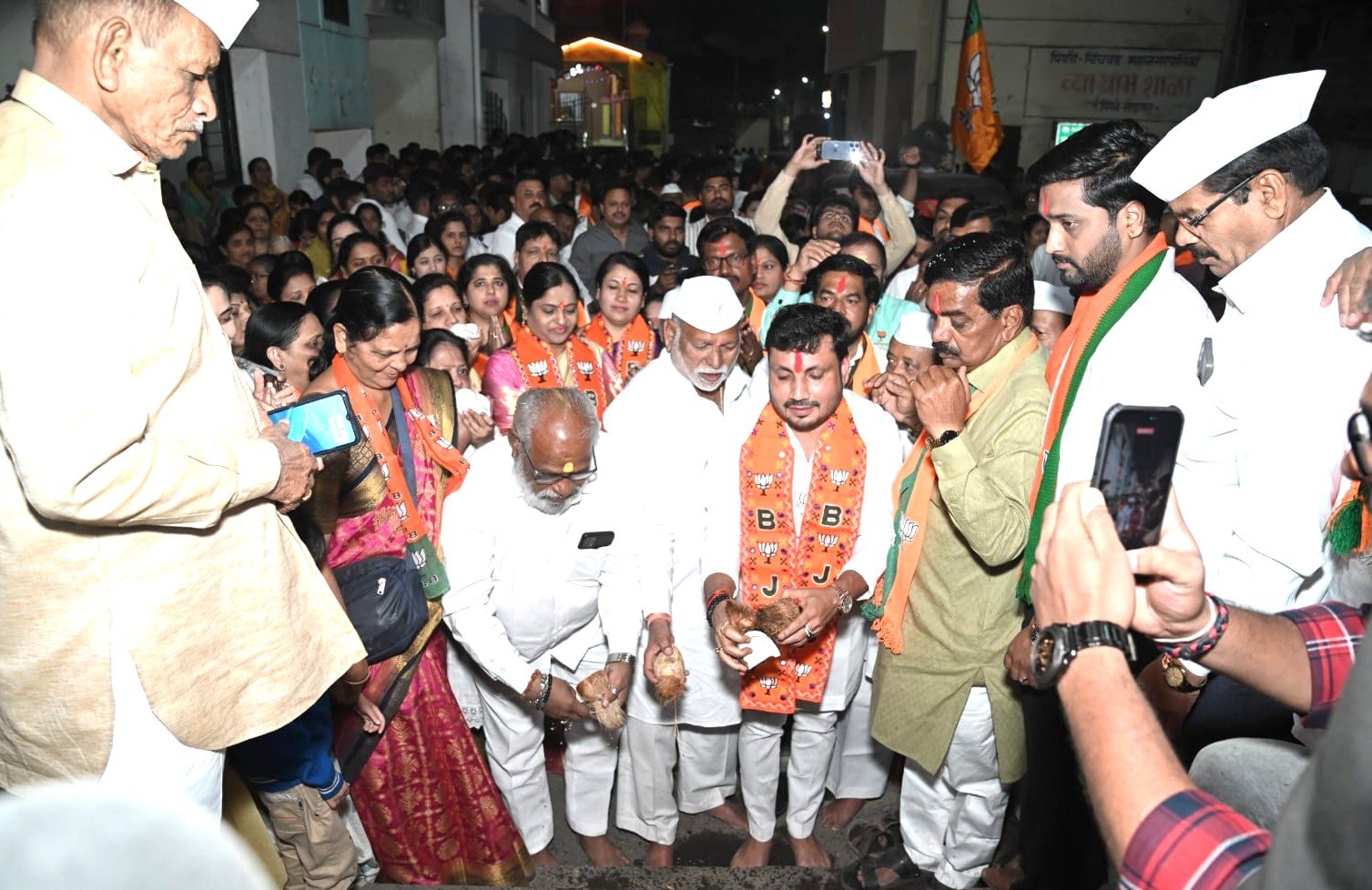 संकल्प विकासाचा, शंखनाद विजयाचा : विकासाच्या मुद्यांवर चारही उमेदवार होणार विजयी!