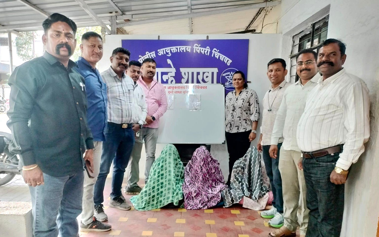 वयोवृद्ध महिलांच्या गळ्यातील दागिने चोरी करणाऱ्या आंतरराज्य टोळी जेरबंद!