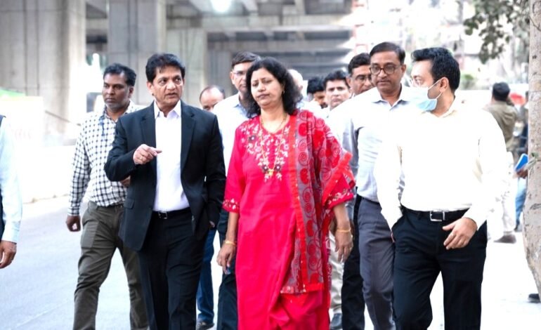 वाहतुकीचा कोंडमारा कमी करण्यासाठी डबल डेकर पूल आणि मेट्रो प्रकल्पांना गती!