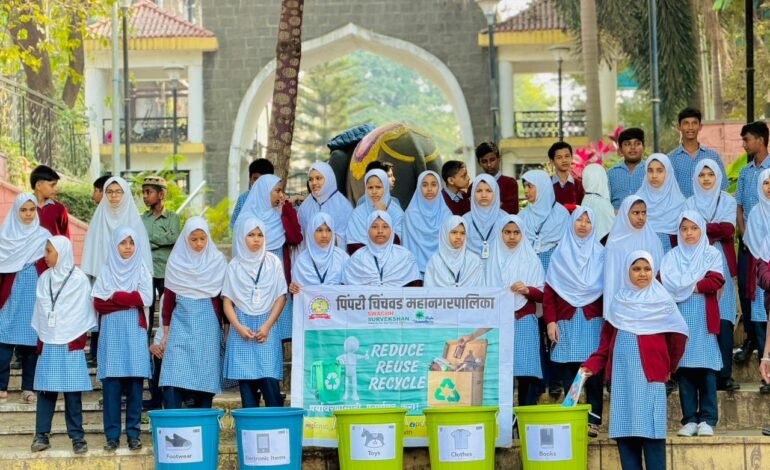 विद्यार्थ्यांना आर.आर.आर. सेंटर संकल्पनेचे प्रात्यक्षिकाद्वारे मार्गदर्शन!