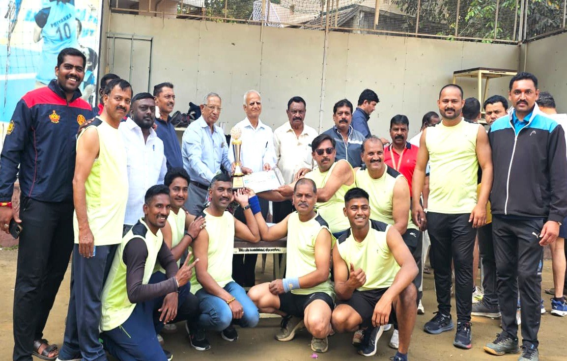 अंतरकचेरी व्हॉलीबॉल स्पर्धेत सलग दहा वर्षे विजेतेपदाची परंपरा कायम!