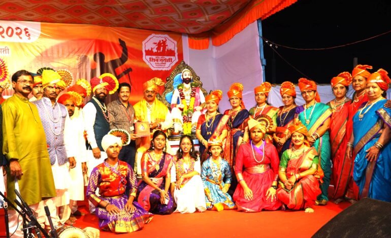 १४ शाहिरांनी शाहिरीतून दिली छत्रपती शिवाजी महाराजांना मानवंदना!