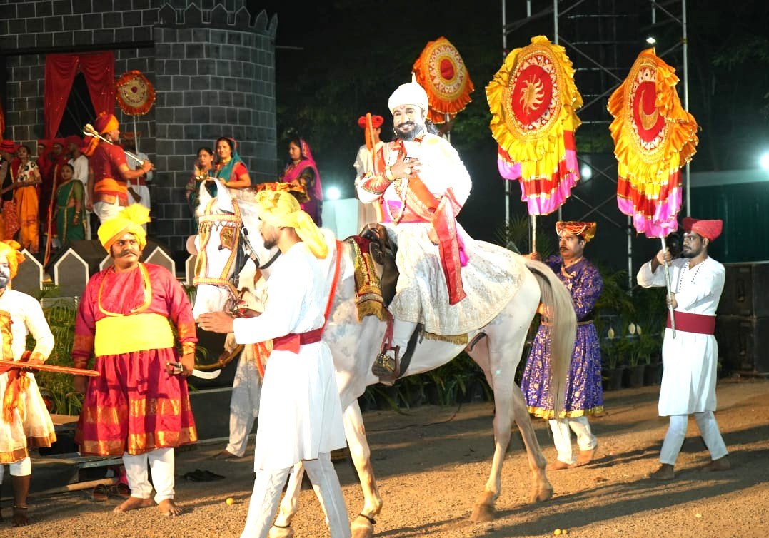 ‘शिवगर्जना’ ठरतेय मुख्य आकर्षण; पहिल्या प्रयोगाला शिवप्रेमींची भरभरून दाद!