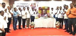 एमआयडीसी परिसरात अजितदादांचे स्मारक उभारावे : संदीप बेलसरे
