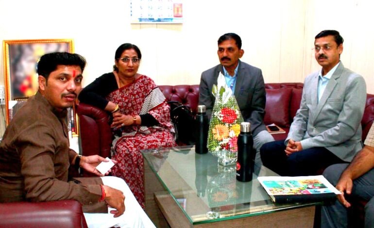 महानगरपालिका व एमएनजीएल यांनी समन्वयातून काम करावे : महापौर रवि लांडगे