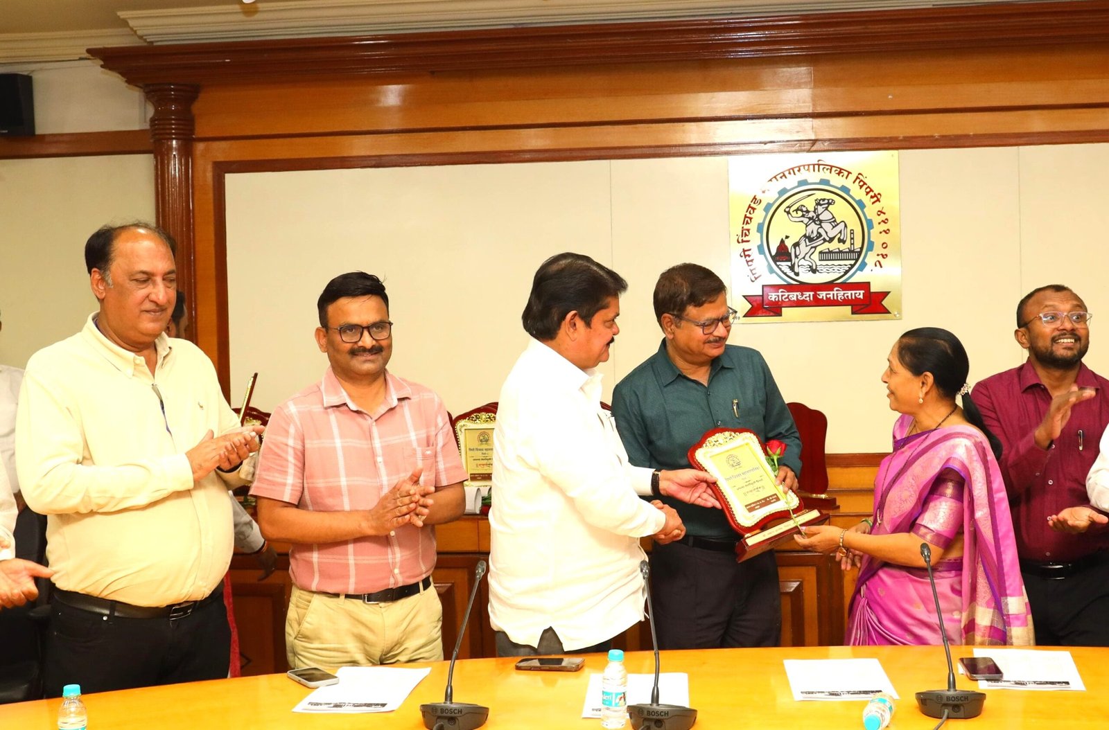 पिंपरी चिंचवड महानगरपालिकेच्या सेवेतून अधिकारी,कर्मचारी असे २६ जण सेवानिवृत्त!