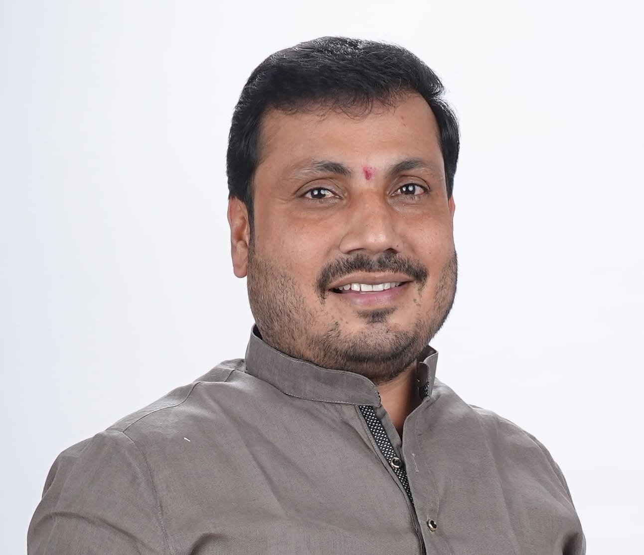 मालमत्ता हस्तांतरण शुल्कवाढीविरोधात भाजपा शहराध्यक्ष शत्रुघ्न काटे आक्रमक!