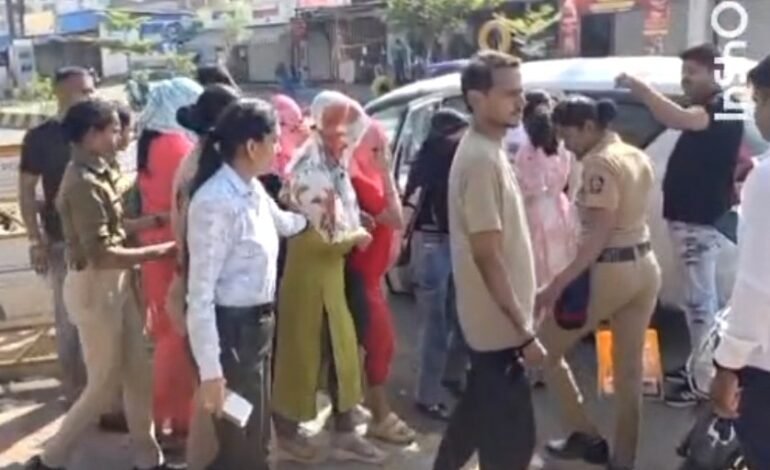 चिखली येथील “आदित्य लॉज”वर पोलिसांचा छापा; नऊ पीडित महिलांची सुटका; दोघांना अटक!