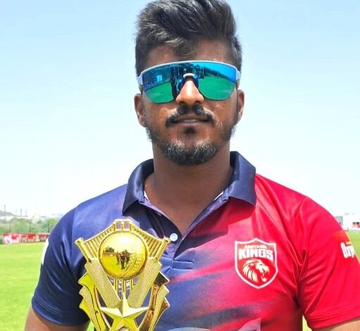 सह्याद्री किंग्ज संघाचा, विश्व टायगर्स संघावर ८ गडी राखून दणदणीत विजय!