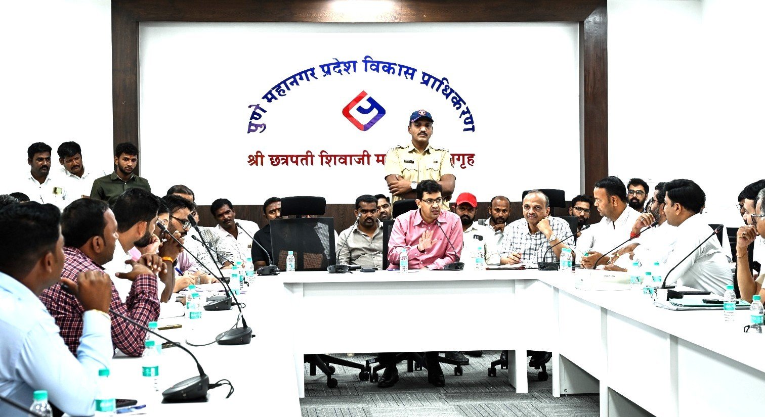 विनापरवानगी होर्डिंग्ज खपवून घेणार नाही; ‘पीएमआरडीए’चा होर्डिंग्ज व्यावसायिकांना इशारा!