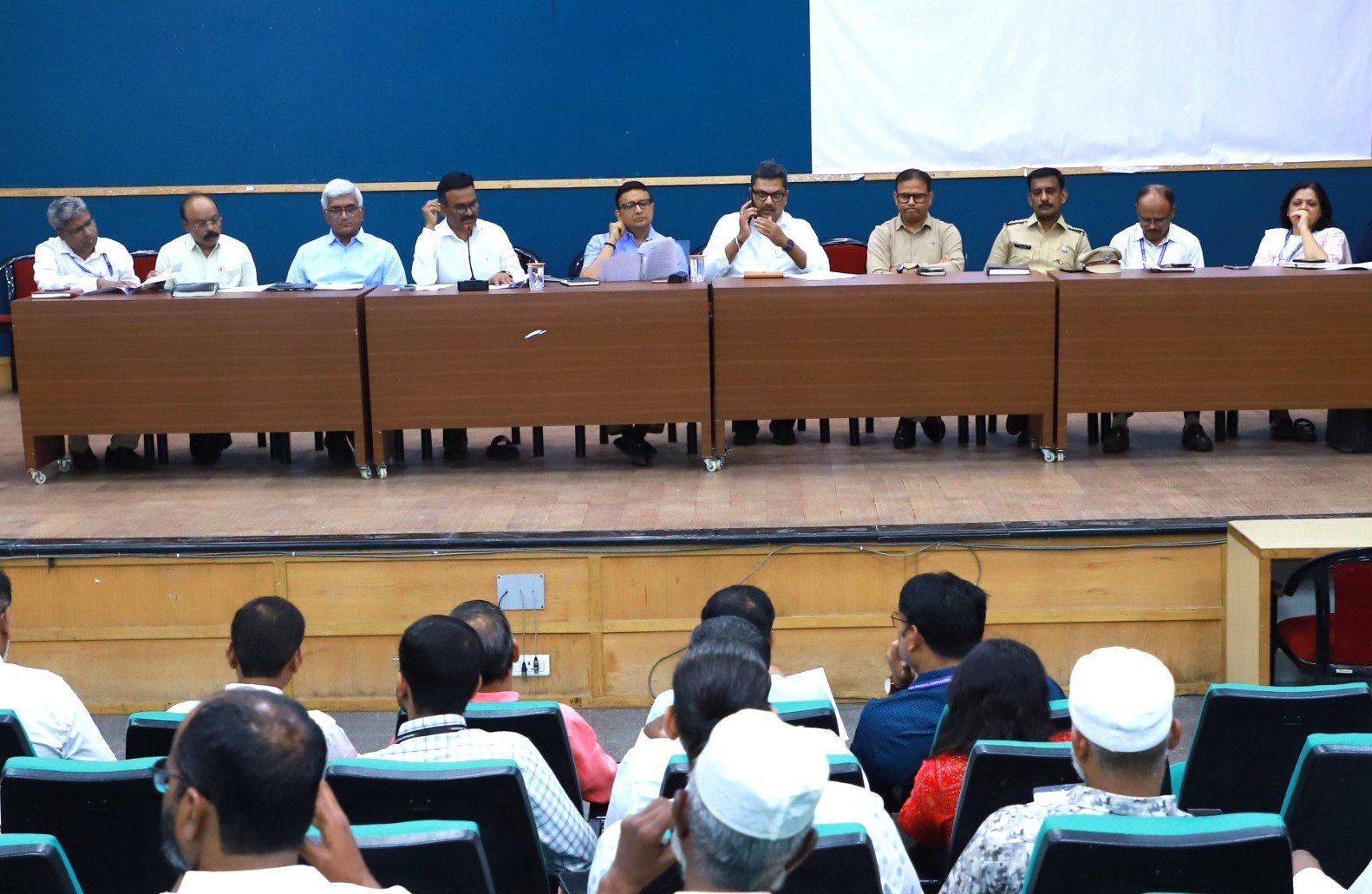बकरी ईदसाठी सर्व संबंधित विभागांनी परस्पर समन्वय साधून सुविधां द्याव्यात: आयुक्त