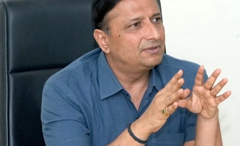 जनगणना प्रक्रियेत दिरंगाई करणाऱ्या कर्मचाऱ्यांवर कडक कारवाई : आयुक्त
