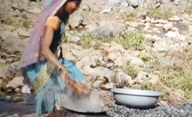 पुणे व पिंपरी-चिंचवडमध्ये विषारी दारूने 13 जणांचा मृत्यू;आठ आरोपींना अटक!