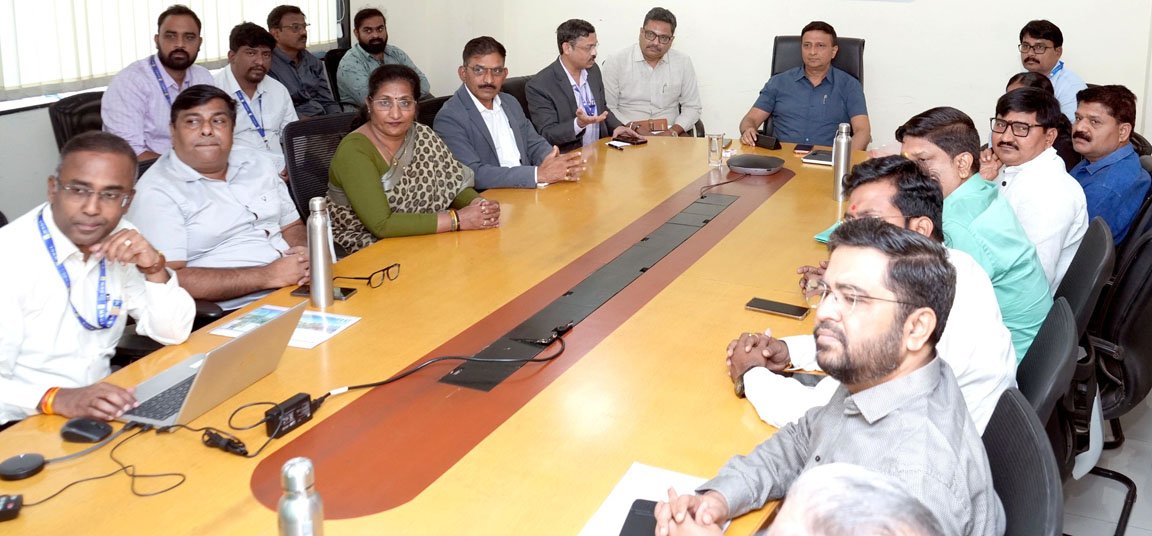 नागरिक, गृहनिर्माण संस्था आणि एमएनजीएलने संयुक्तपणे पुढाकार घेण्याचे आयुक्तांचे आवाहन!