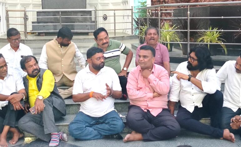 १० हजार भीमसैनिक मुंबईतील आरक्षण उपवर्गीकरण विरोधी महामोर्चात होणार सहभागी !