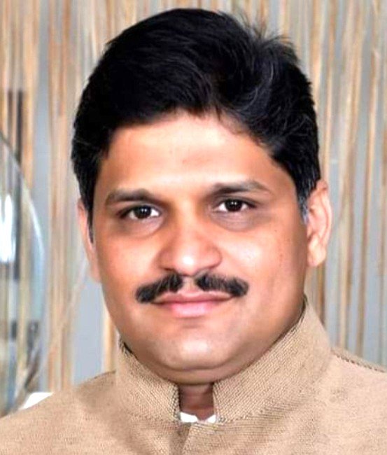 पुनावळे यथील खाजगी शिक्षण संस्थेत स्थानिकांसाठी प्रवेशात आरक्षण द्यावे : राहुल कलाटे