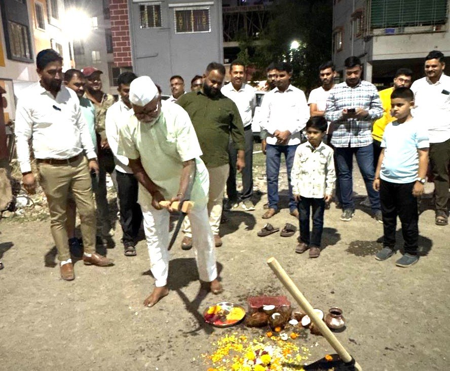 चिमुकल्याची ‘सोशल मीडिया’वर साद अन्‌ आमदारांचा विश्वासाचा प्रतिसाद!