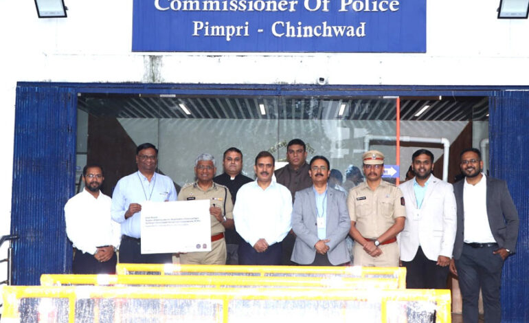 हुंदाई मोटार इंडिया फाउंडेशन कडून पिंपरी चिंचवड पोलीस आयुक्तालयास बॅरिकेट्स भेट!