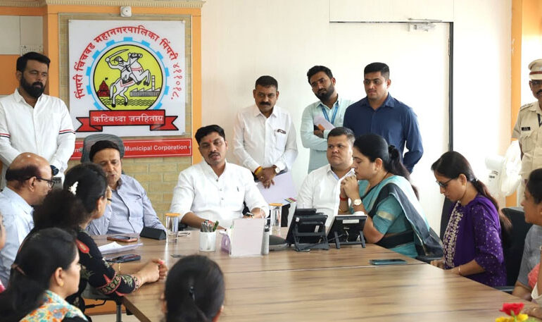 मोशीतील प्लास्टिक व टायर जाळणाऱ्यांवर कठोर कारवाईचे निर्देश!