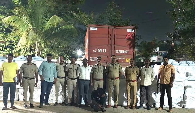 56 लाखाचा गुटखा जप्त! शिरगाव- परंदवडी पोलिसांची उर्से टोल नाक्यावर कारवाई!